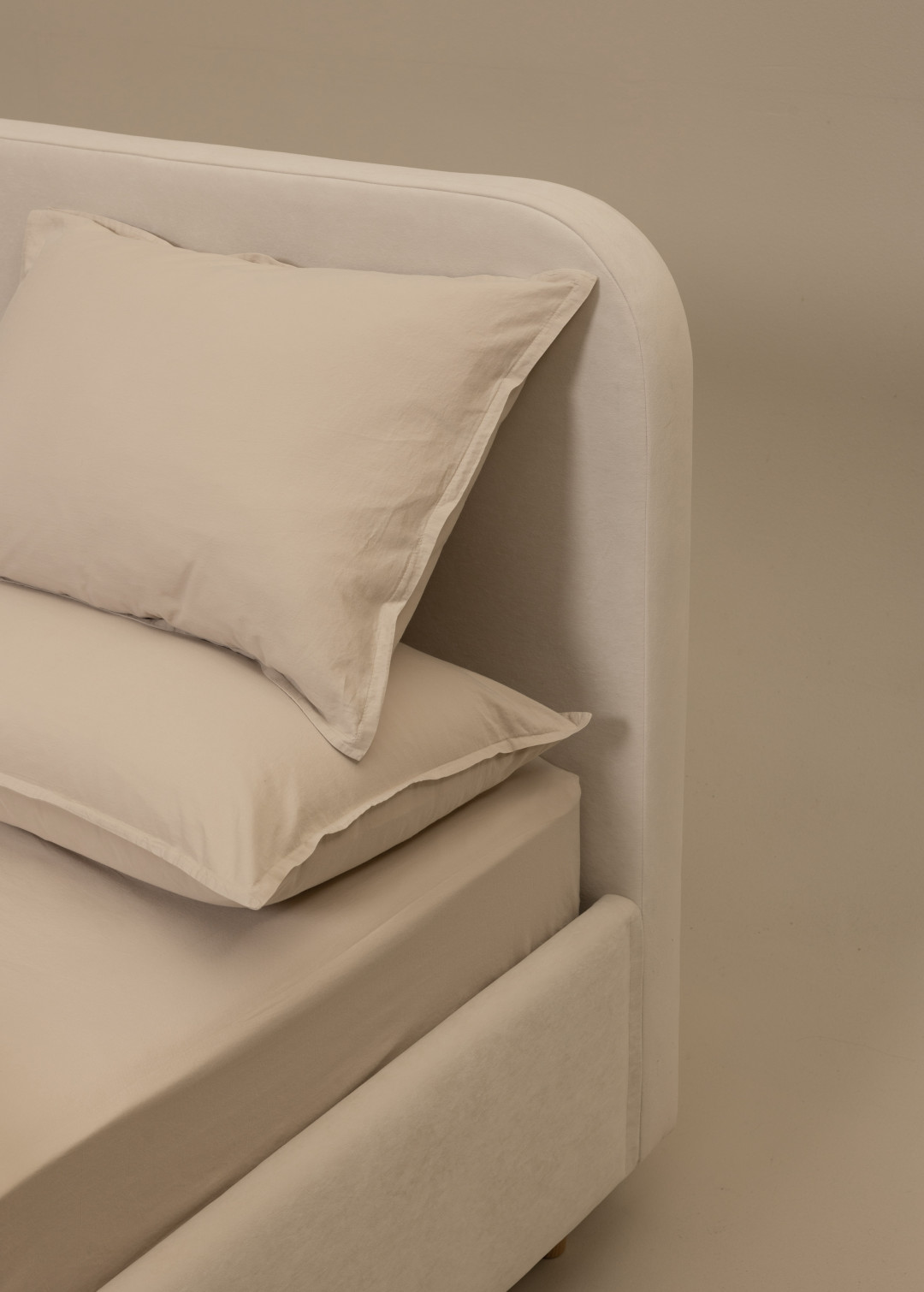 Фото Pillowcases Close To Skin Beige